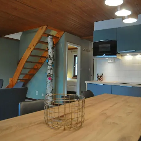 Comfortable Renovated House With A Microwave Near